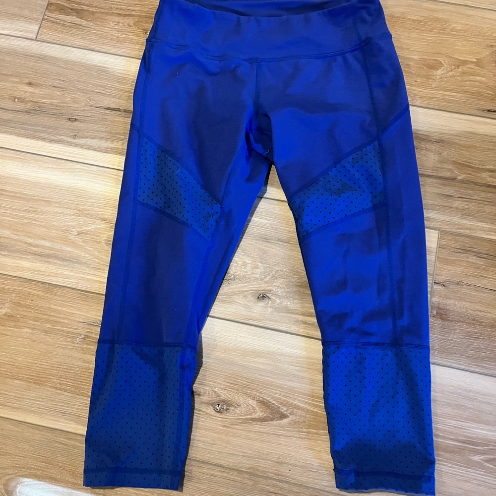 Zella workout capris size small